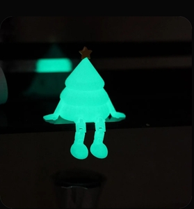 Фигурка ёлки светящаяся Фотобутафория в темноте (из-за рубежа, Озон-карта)